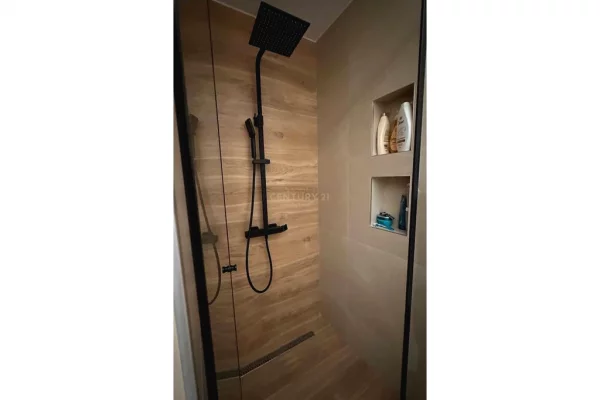 Apartment for rent in Tirana 7+1, Furnished