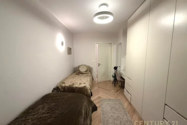 Appartamento in vendita a Tirana 3+1, Arredato