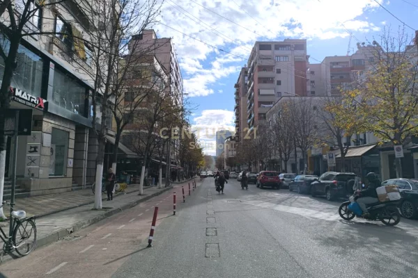 Business Property in Sale 1+1 in Tirana - 40,000 Euro