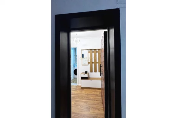 Appartamento in vendita a Tirana 2+1, Arredato