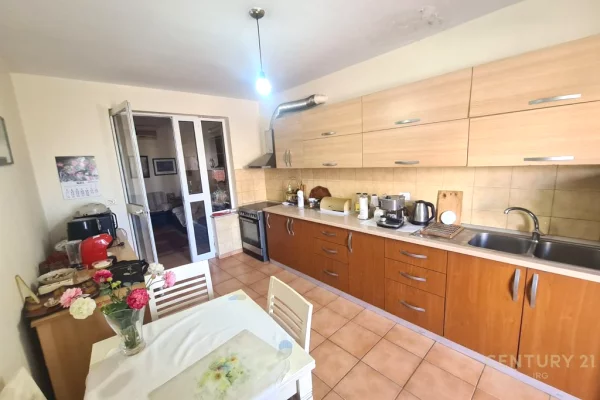 Casa in vendita 4+1 a Tirana - 237,600 Euro