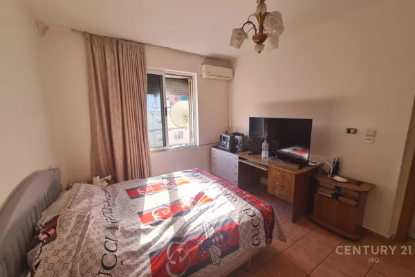 Appartamento in vendita a Tirana 4+1, Arredato