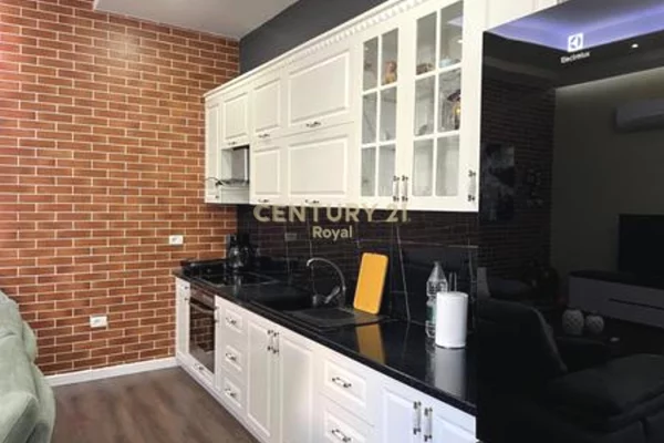 Apartment for sale in Tirana 1+1, Furnished