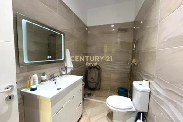 Apartment for sale in Tirana 1+1, Furnished