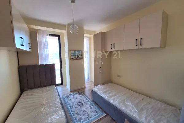 Shtepi me qera Apartament ne Tirane, 2+1, Mobilimi E mobiluar, Pagesa 1,500  Euro.