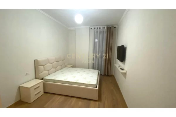 Shtepi me qera Apartament ne Tirane, 1+1, Mobilimi E mobiluar, Pagesa 650  Euro.