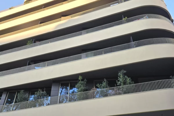 Shtepi me qera 2+1 ne Tirane - 2,000 Euro