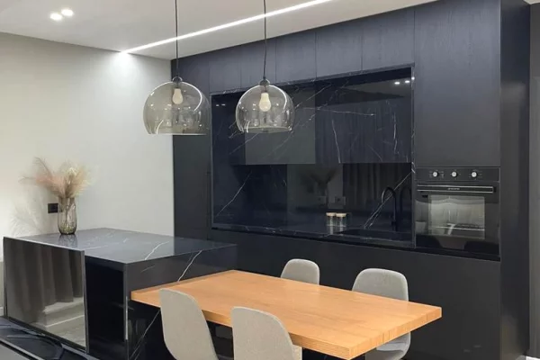 Shtepi me qera Apartament ne Tirane, 2+1, Mobilimi E mobiluar, Pagesa 2,000  Euro.