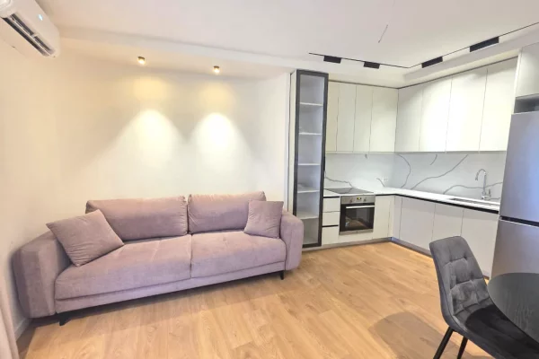 Appartamento in affitto a Tirana 1+1, Arredato