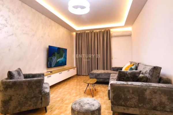 Shtepi me qera Apartament ne Vlore, 2+1, Mobilimi E mobiluar, Pagesa 800  Euro.