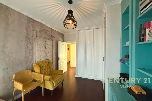 Appartamento in vendita a Tirana 2+1, Arredato