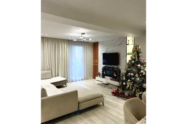 Casa in vendita 2+1 a Tirana - 355,000 Euro