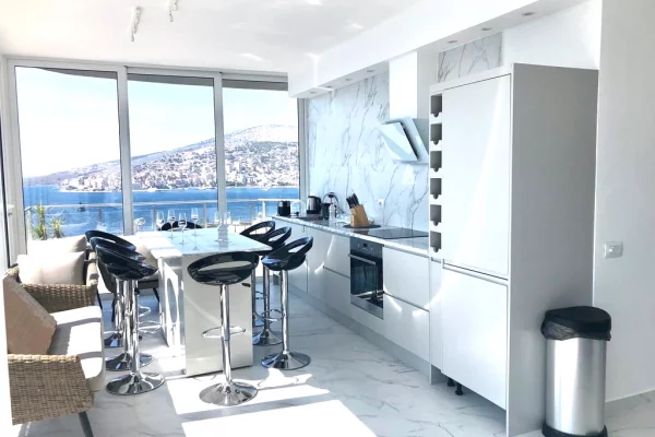 Appartamento in vendita a Santa Quaranta 3+1, Arredato