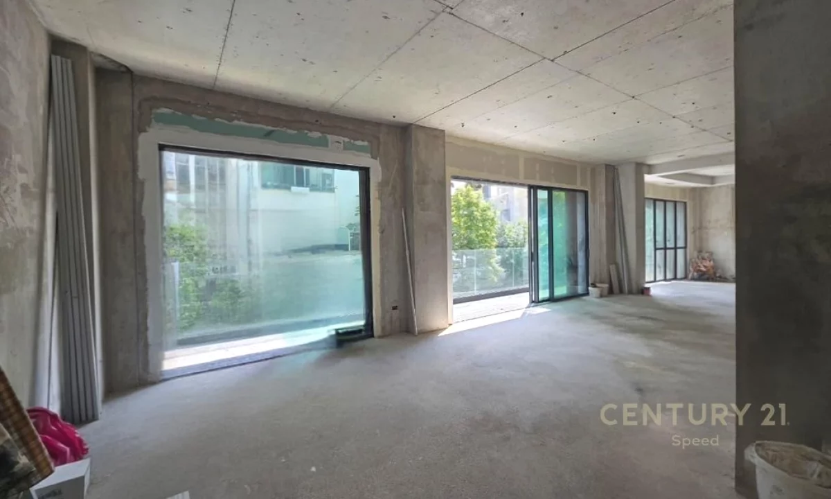 Zyre per qira open space tek Rruga e Kosovareve!