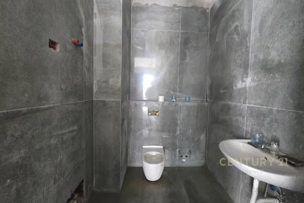 Zyre per qira open space tek Rruga e Kosovareve!