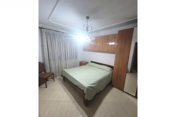 Appartamento in vendita a Tirana 3+1, SemiArredato