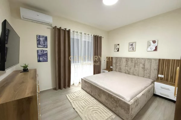 Shtepi me qera Apartament ne Tirane, 2+1, Mobilimi E mobiluar, Pagesa 600  Euro.