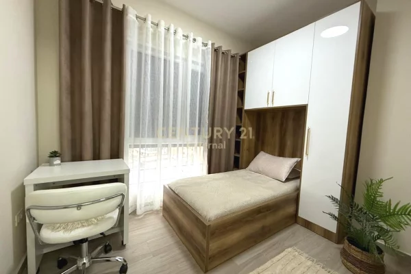 Shtepi me qera Apartament ne Tirane, 2+1, Mobilimi E mobiluar, Pagesa 600  Euro.