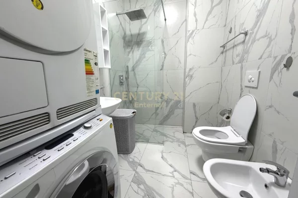 Shtepi me qera Apartament ne Tirane, 2+1, Mobilimi E mobiluar, Pagesa 600  Euro.