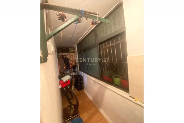 Appartamento in vendita a Tirana 1+1, Arredato