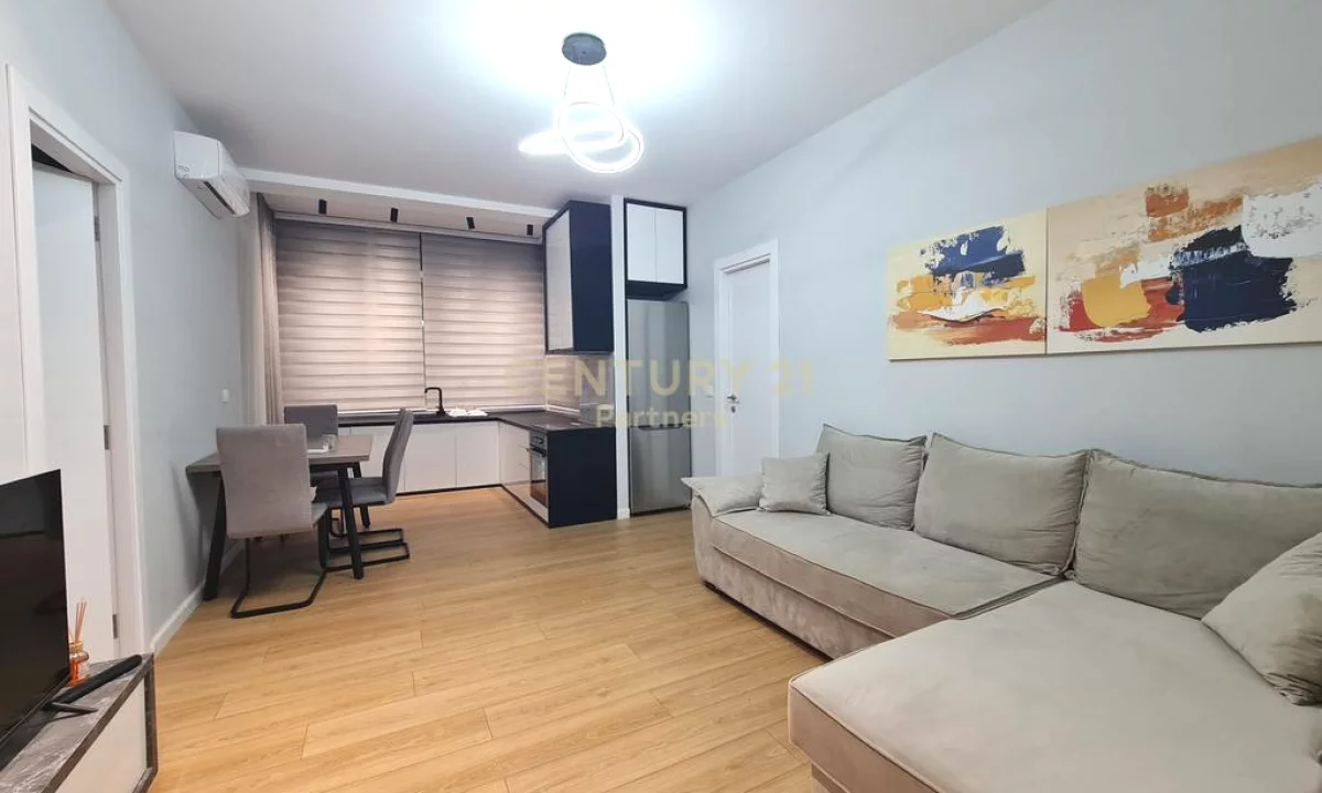 Shtepi me qera Apartament ne Tirane, 1+1, Mobilimi E mobiluar, Pagesa 550  Euro.