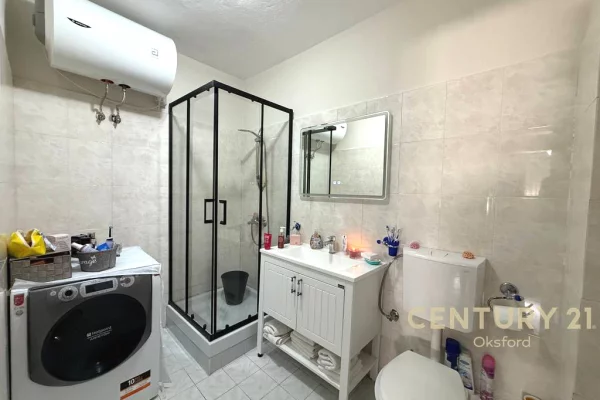 Appartamento in vendita a Tirana 2+1, Arredato