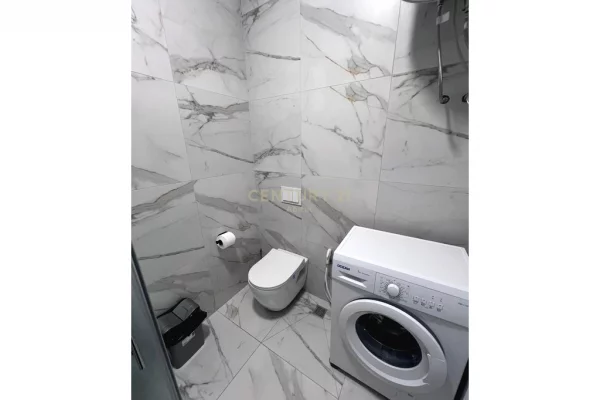 Appartamento in affitto a Tirana 1+1, Arredato