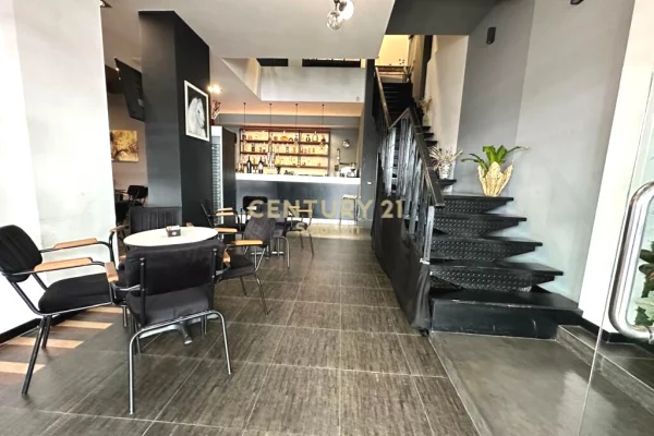 JEPET ME QERA AMBIENT DUPLEX TEK KOMUNA E PARISIT