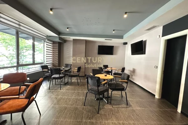 JEPET ME QERA AMBIENT DUPLEX TEK KOMUNA E PARISIT