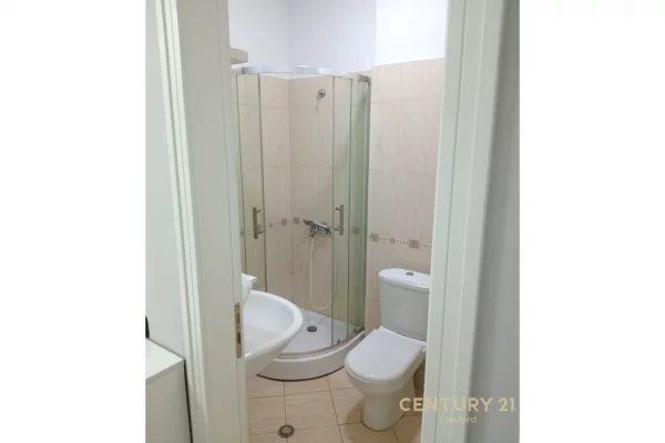 Appartamento in affitto a Tirana 2+1, Arredato