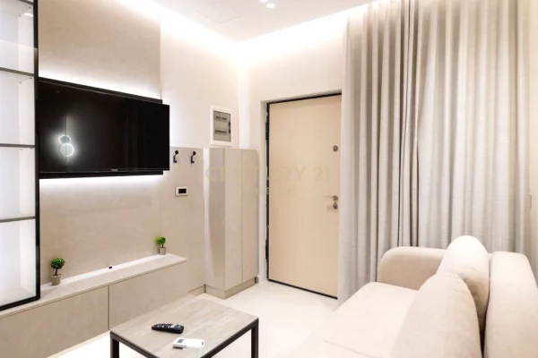 Shtepi ne shitje Apartament ne Vlore, Garsoniere, Mobilimi E mobiluar, Pagesa 215,000  Euro.