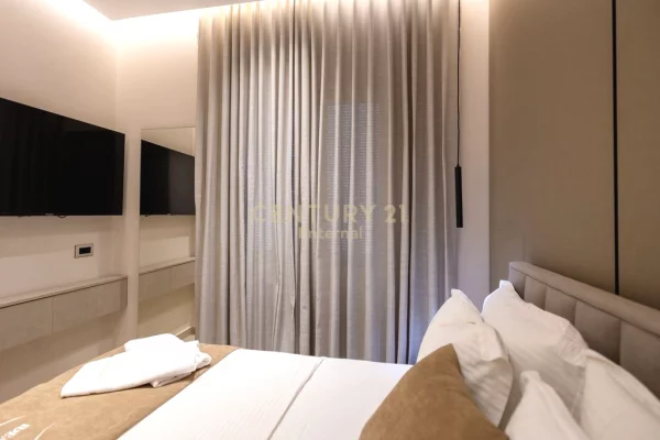 Shtepi ne shitje Apartament ne Vlore, Garsoniere, Mobilimi E mobiluar, Pagesa 215,000  Euro.