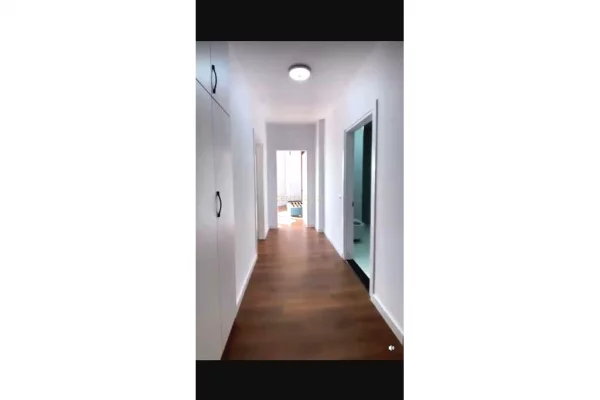 Appartamento in vendita a Tirana 2+1, Arredato