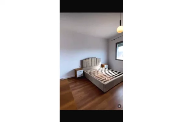 Appartamento in vendita a Tirana 2+1, Arredato