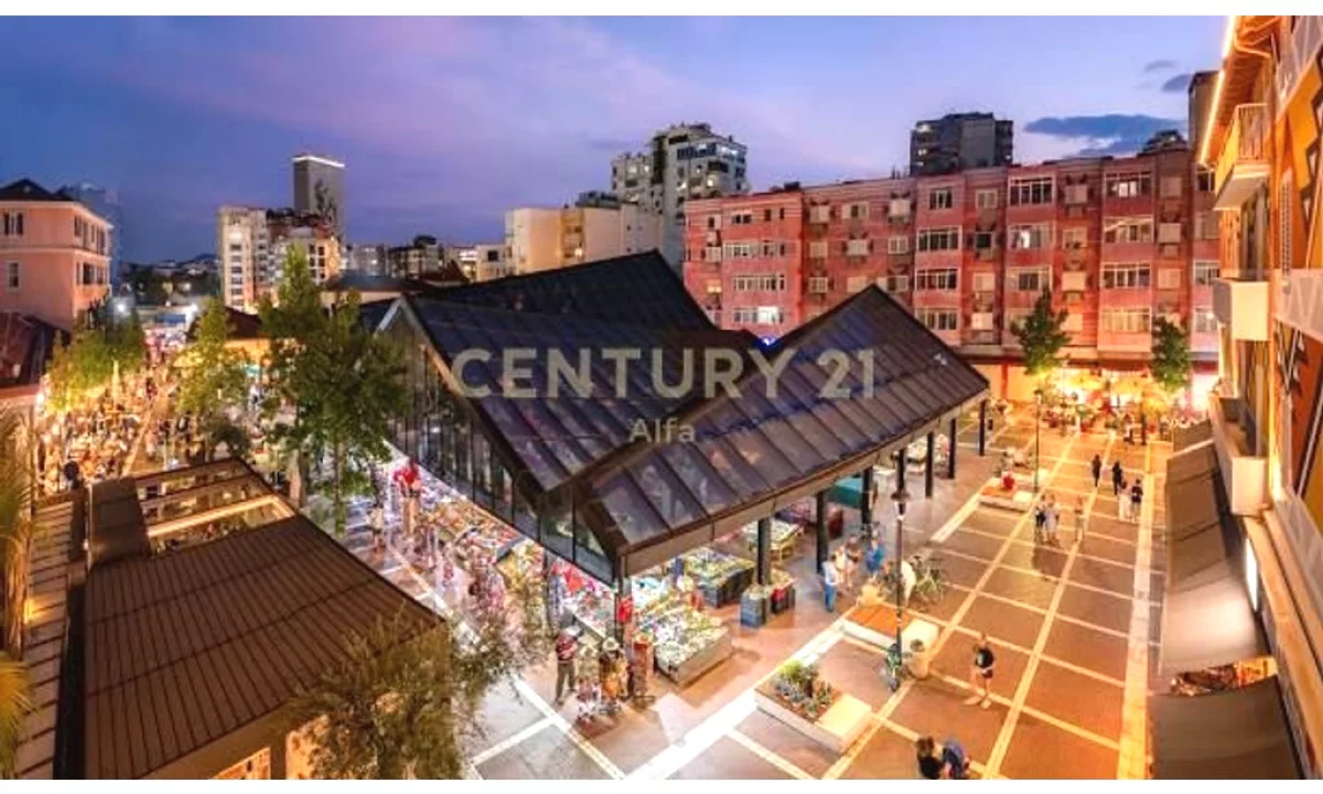 Appartamento in vendita a Tirana 4+1, Vuoto