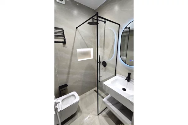 Appartamento in vendita a Tirana 3+1, Arredato