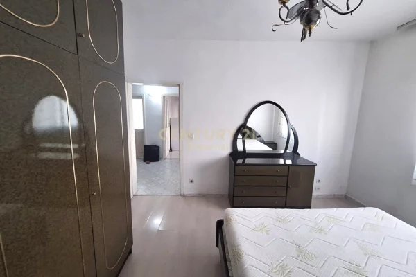 Appartamento in vendita a Tirana 2+1, Arredato