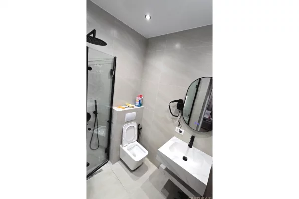 Appartamento in vendita a Tirana Garsoniere, Arredato