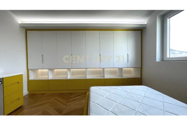 Appartamento in affitto a Tirana 3+1, Arredato