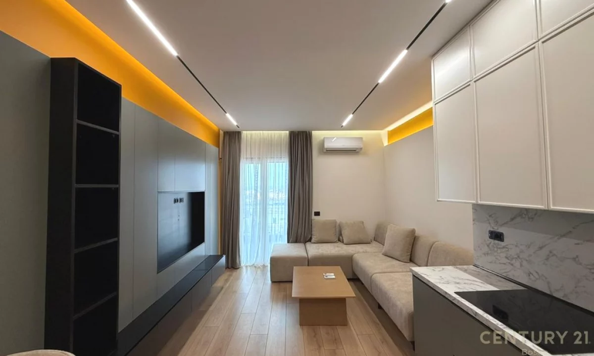 Appartamento in affitto a Tirana 1+1, Arredato