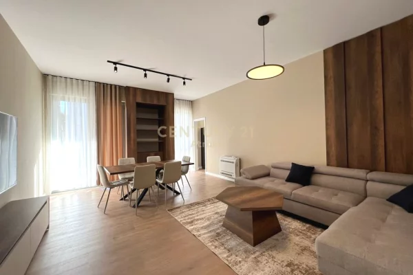 Casa in affitto 2+1 a Tirana - 1,800 Euro
