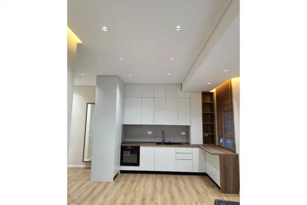 Appartamento in affitto a Tirana 1+1, Arredato