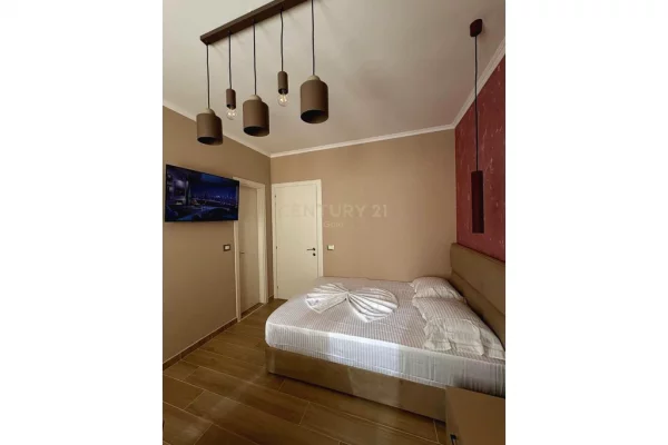 Appartamento in vendita a Tirana 2+1, Arredato