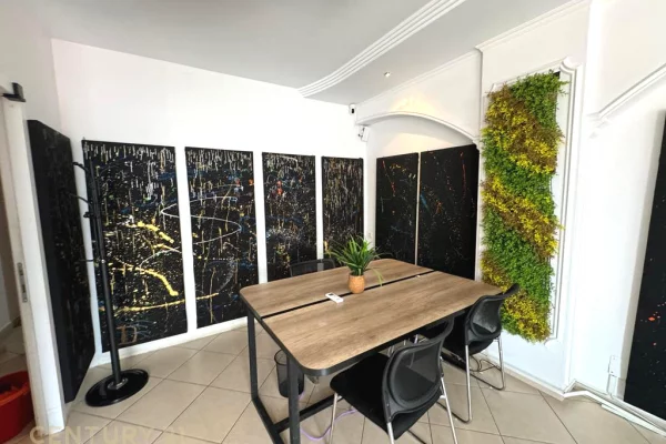 ZYRA ME QIRA, RRUGA E BARRIKADAVE!