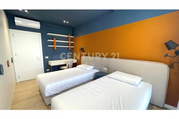 Appartamento in affitto a Tirana 2+1, Arredato