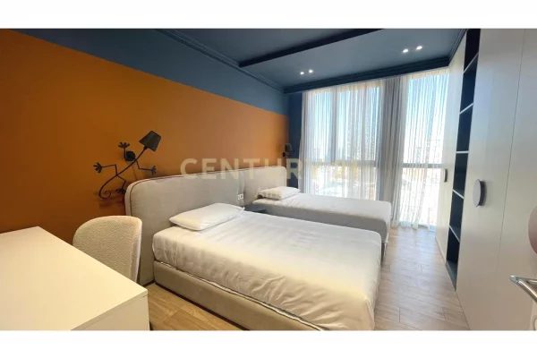 Appartamento in affitto a Tirana 2+1, Arredato