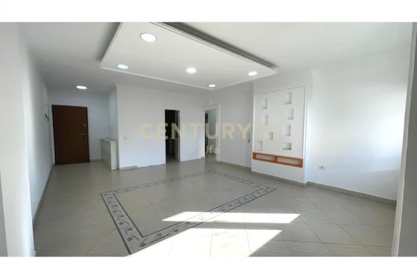 Business Property in Sale 3+1 in Tirana - 495,000 Euro