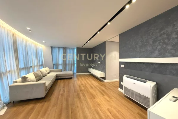 Casa in affitto 3+1 a Tirana - 1,200 Euro