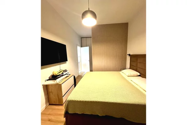 Shtepi ne shitje Apartament ne Vlore, 1+1, Mobilimi E mobiluar, Pagesa 530,000  Euro.