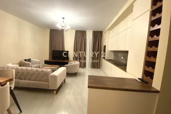 Appartamento in affitto a Tirana 1+1, Arredato